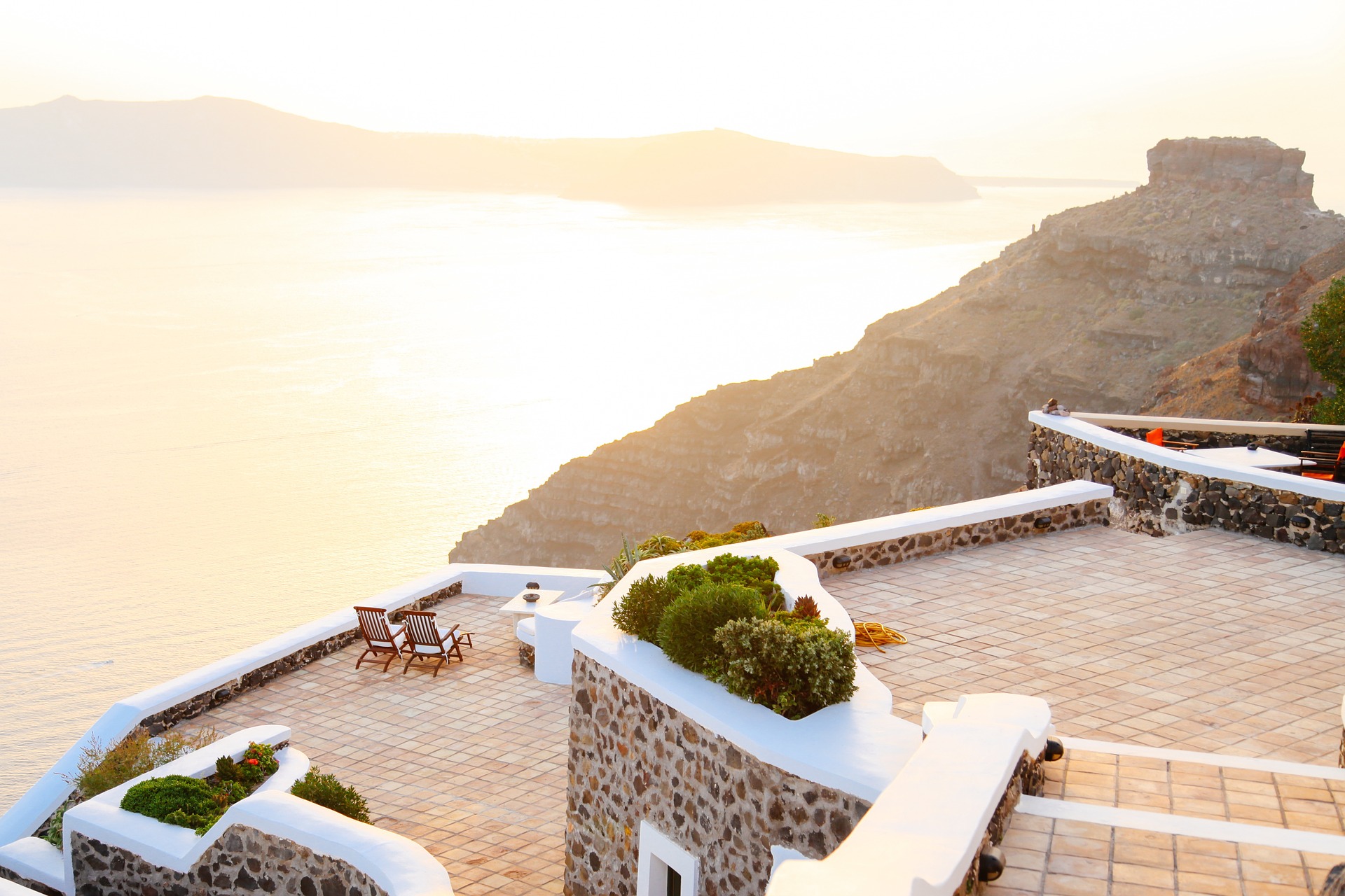 terrace-1030758_1920